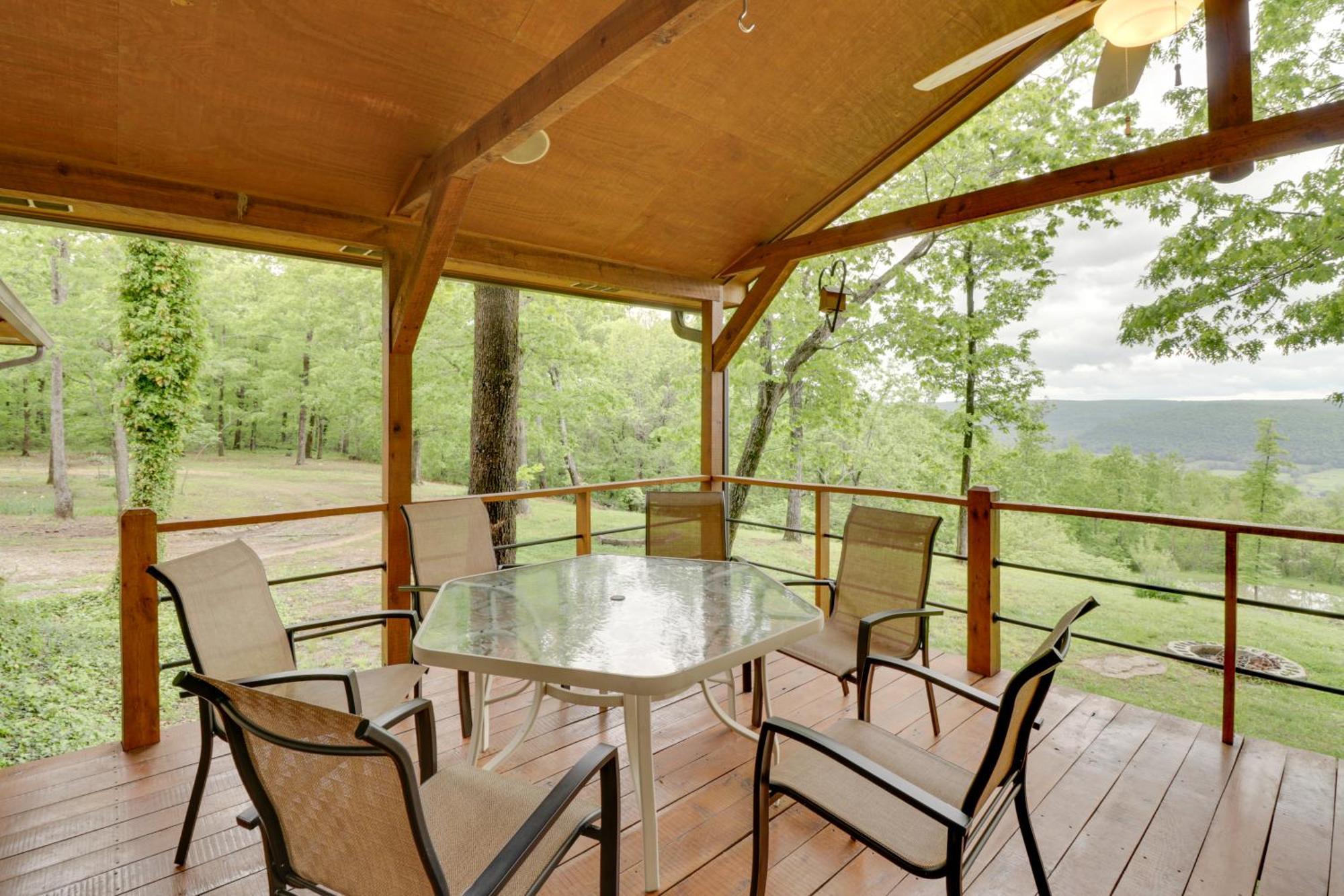 Spacious And Elegant Mountain View Cabin With Deck! エクステリア 写真