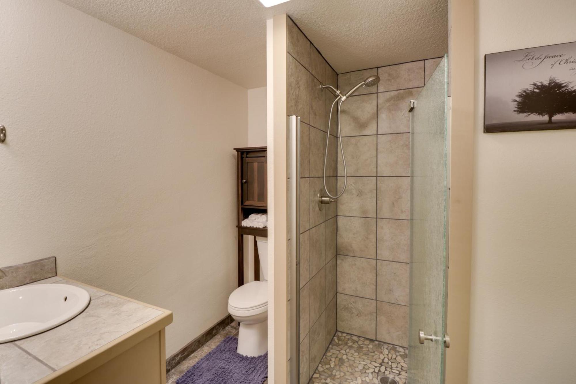 Spacious And Elegant Mountain View Cabin With Deck! エクステリア 写真